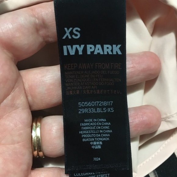 IVY PARK Blush Pink Jogger Short Sz XS - Picture 5 of 11